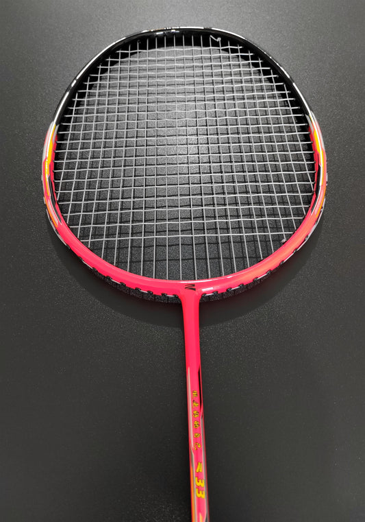 Badmintonschläger Zhang Ning Z33 bespannt